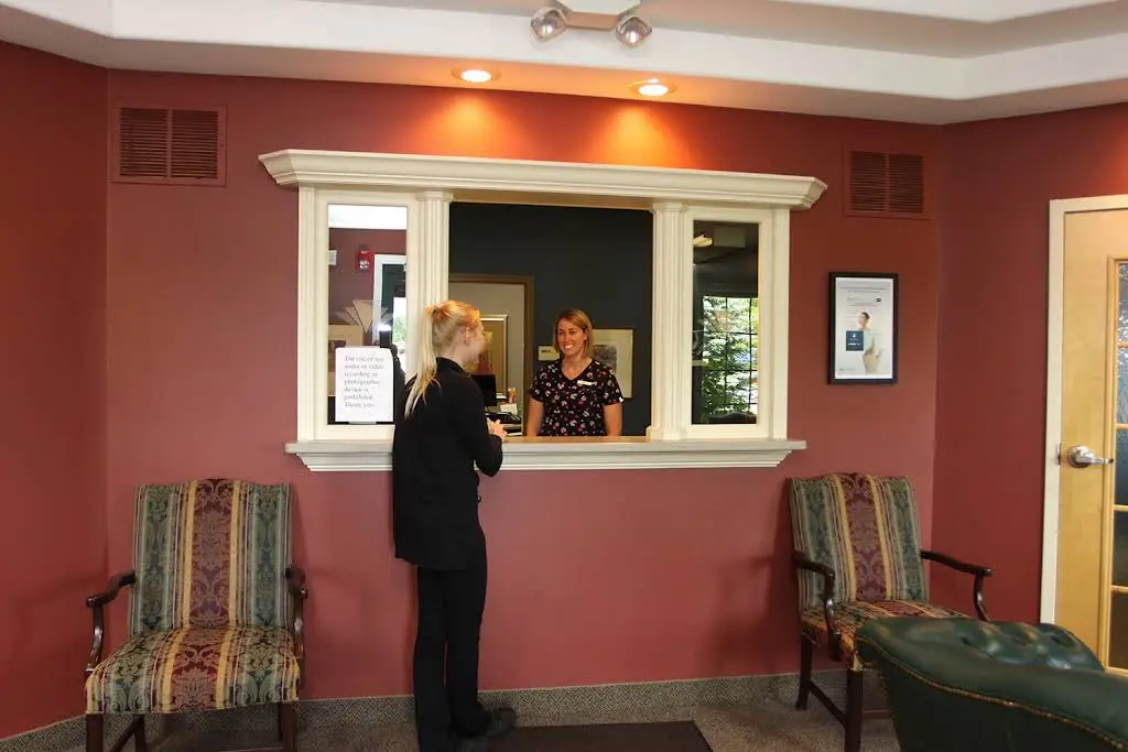 Dr. Todd Oral Surgery of Lakewood