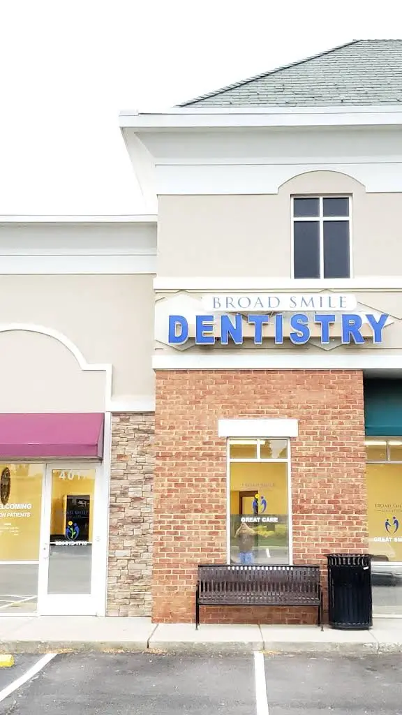Broad Smile Dentistry