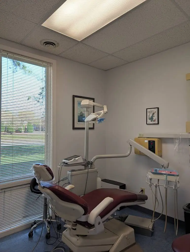 Gayton Dental Arts - Dr. Hui Zhou