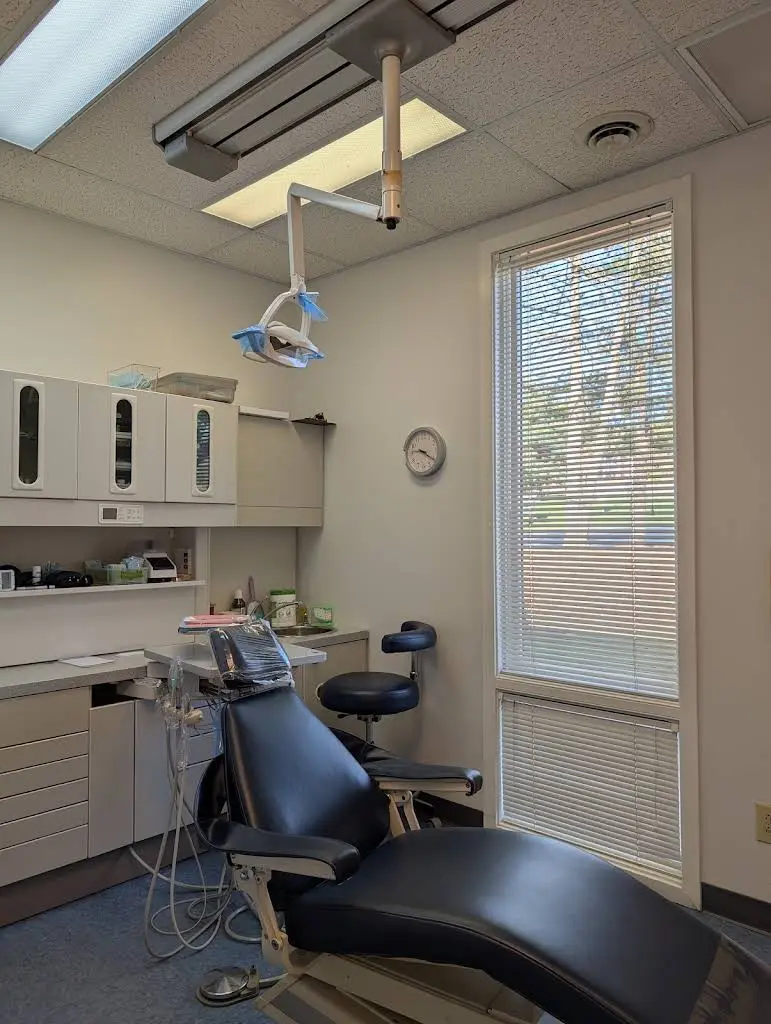 Gayton Dental Arts - Dr. Hui Zhou