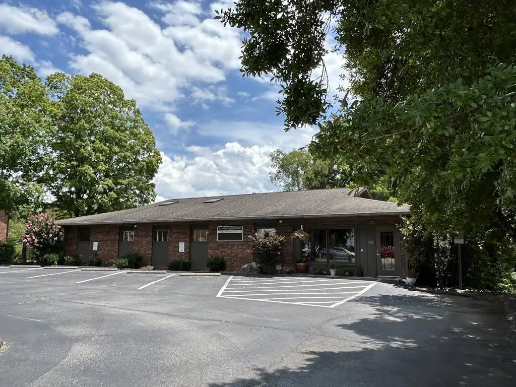 Foothills Endodontics Mark Kalchthaler D.M.D.