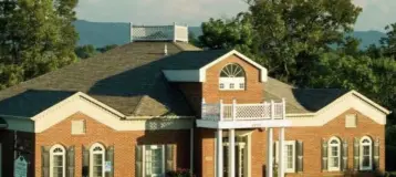 Crestview Dental Care / Tommy Spears DDS