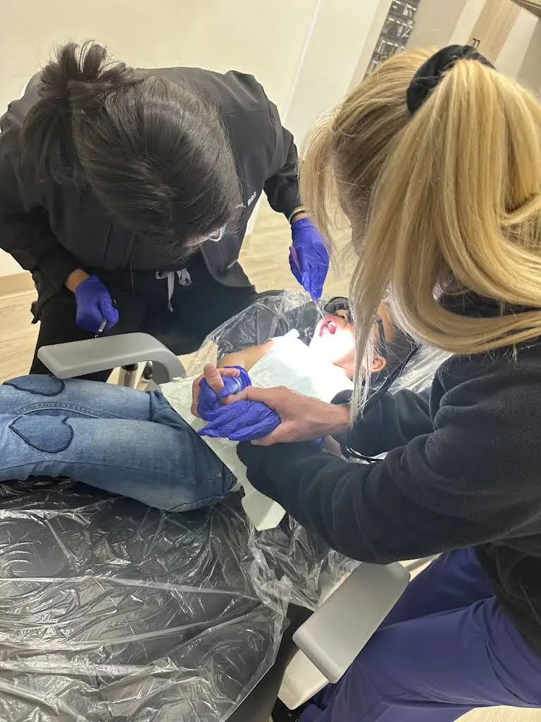 Highland Creek Modern Dentistry