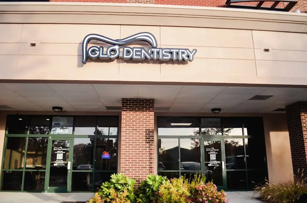 Glo Dentistry