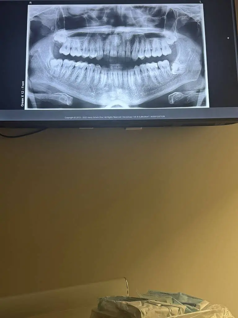 Glo Dentistry
