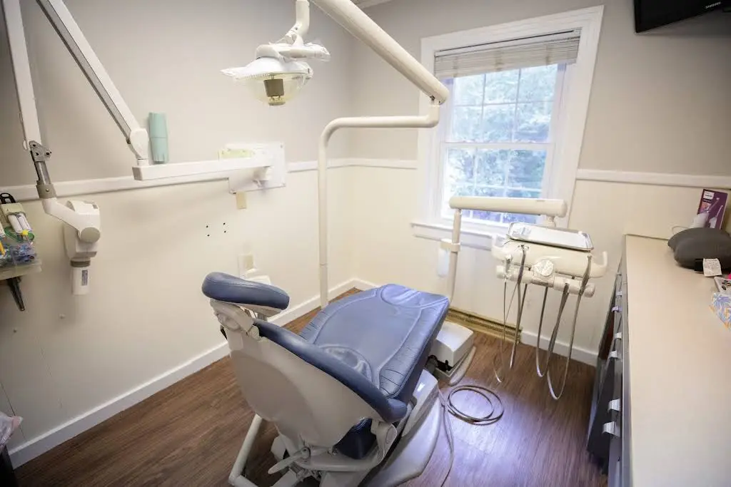 Commonwealth Dentistry