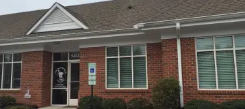 Glenside Dental: Ailin Shan DMD