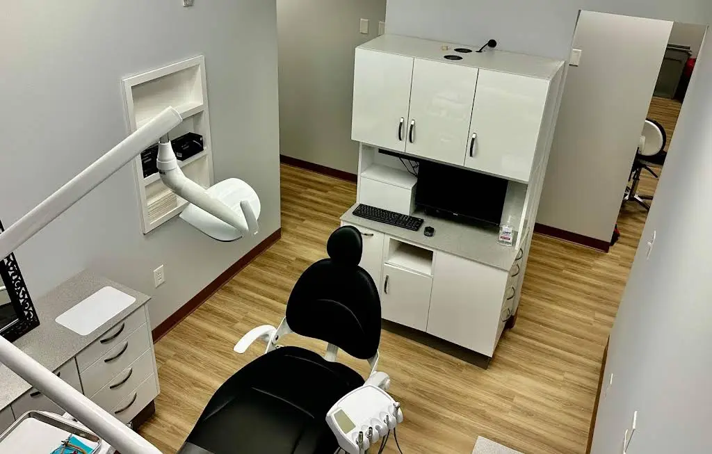 Richmond Dentures and Implants