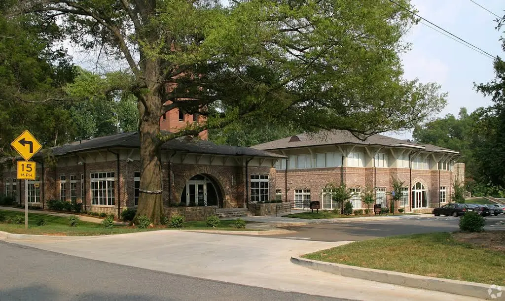 Harlow Dental at 7th Street