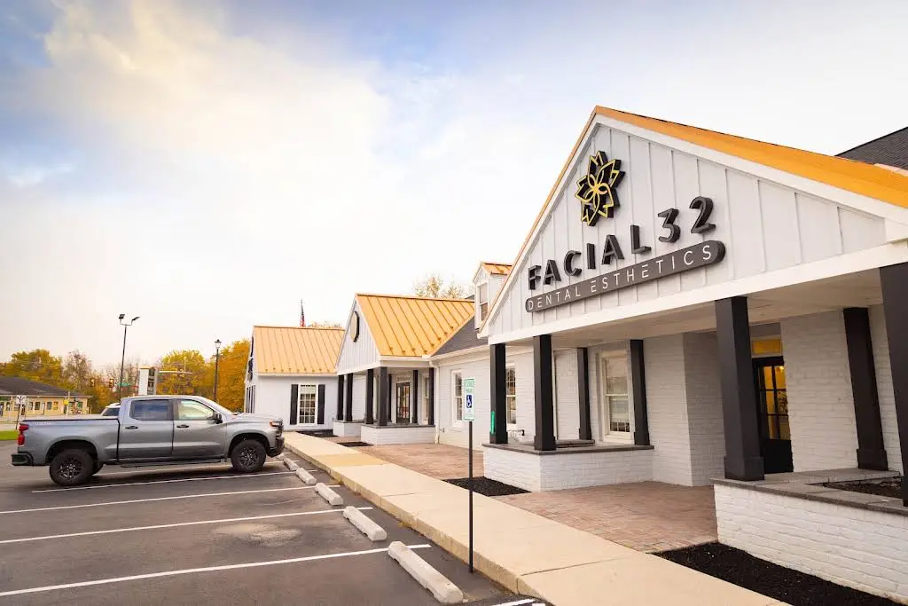 Facial 32 Dental Esthetics