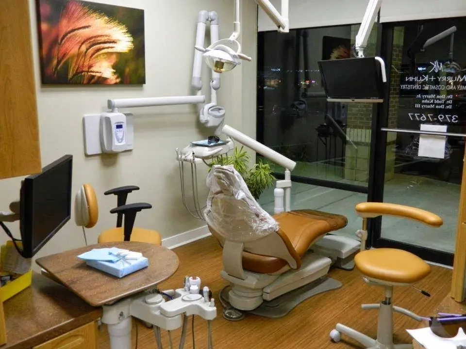 Murry & Kuhn Family and Cosmetic Dentistry