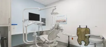 University Modern Dentistry