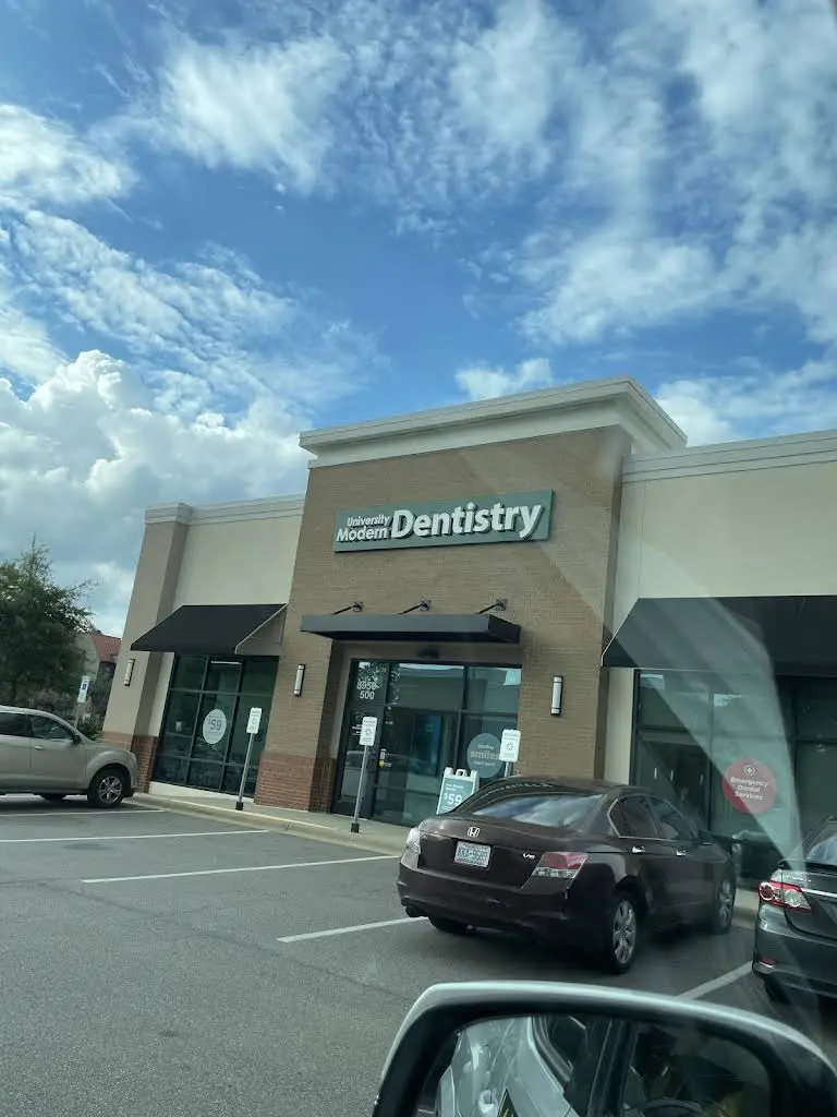 University Modern Dentistry