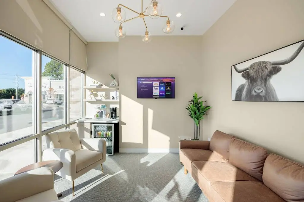 Eight Creeks Dental