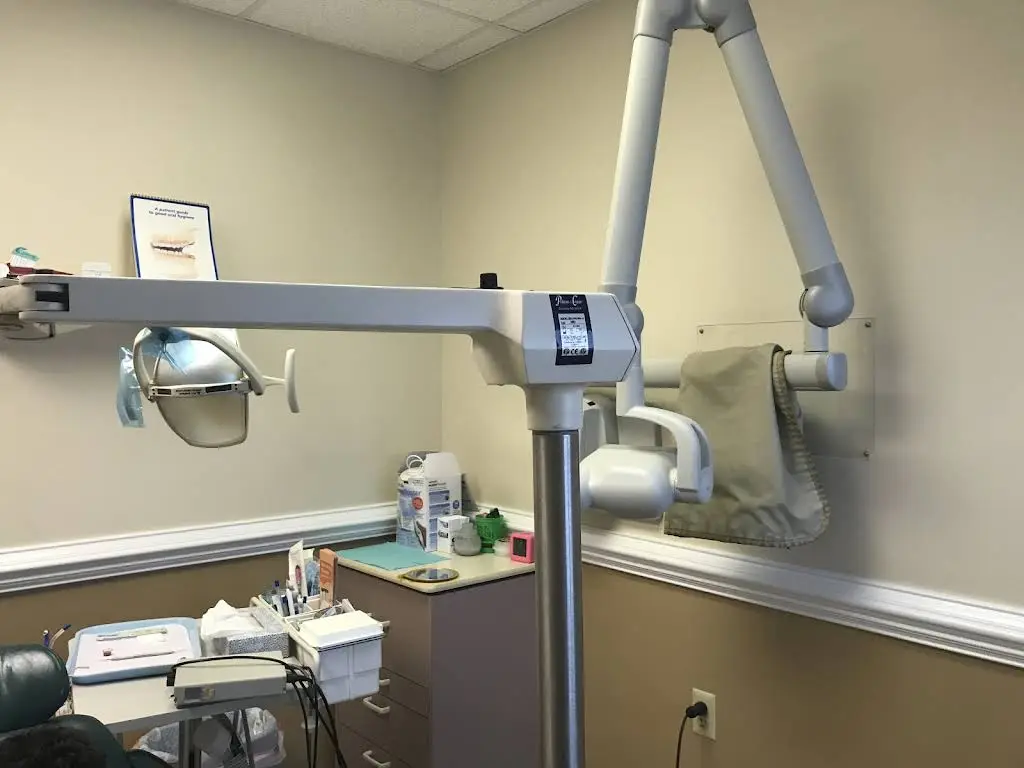 Sam F English Dentistry / Dental Centers of Virginia