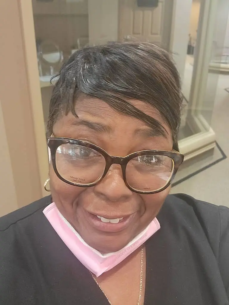 Seven Pines Dental Group White Oak
