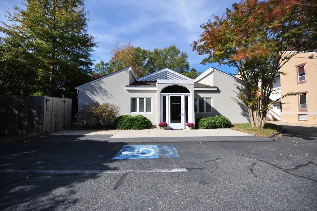 Dr. Allen J Davia DDS / Davia Dental Richmond