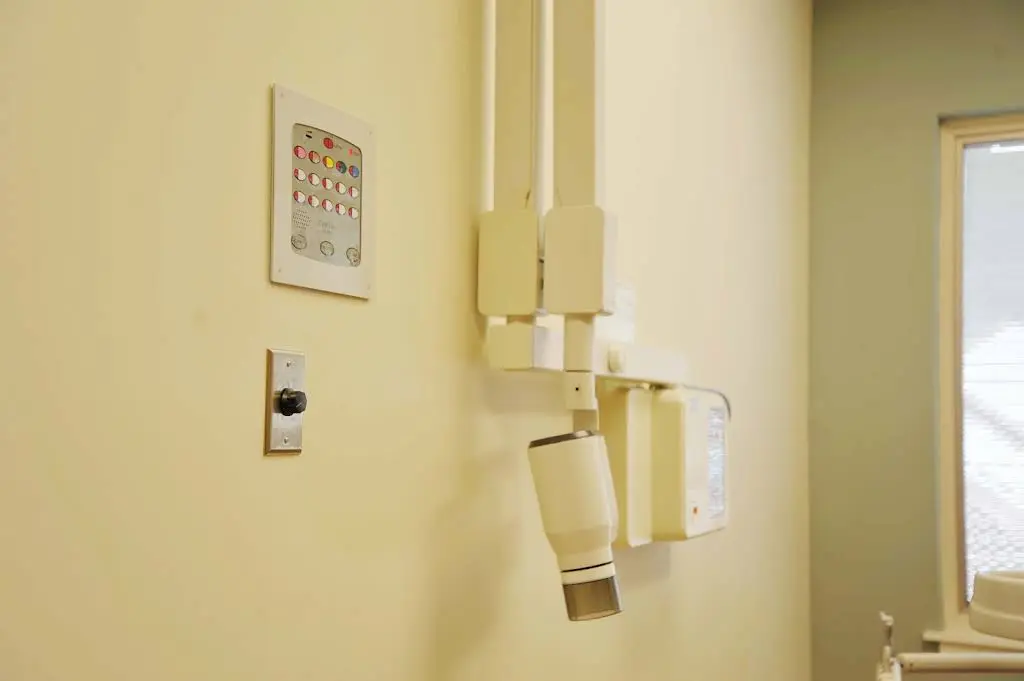 Dr. Allen J Davia DDS / Davia Dental Richmond