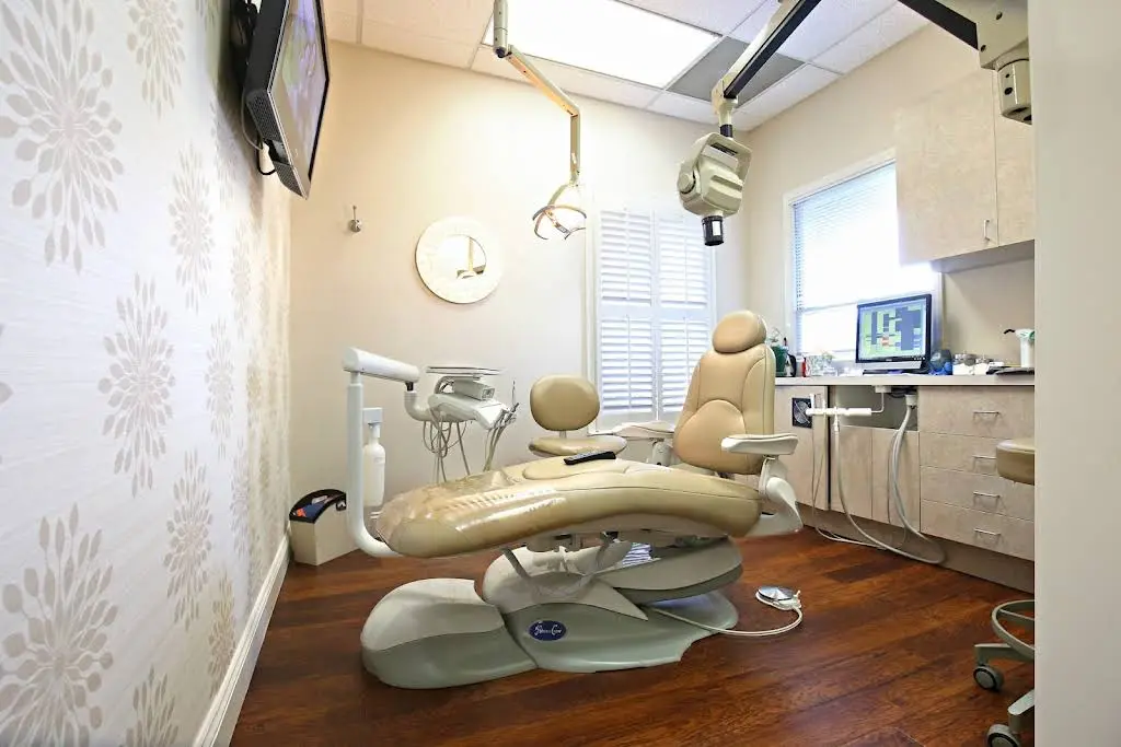 Carmel Professional Dentistry by Carolyn Crowley Correll, DDS