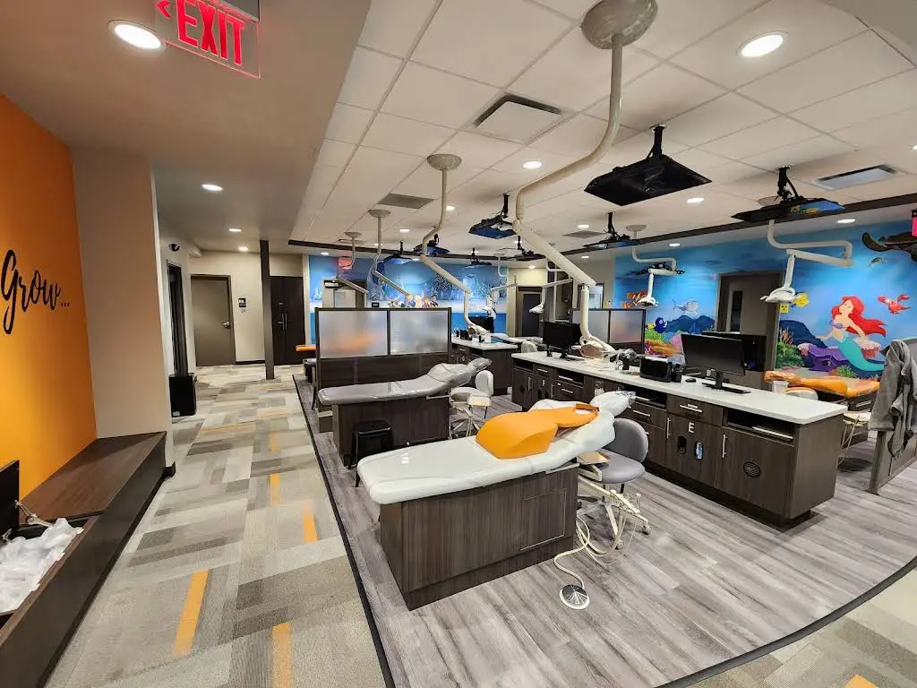 Growing Smiles Pediatric Dentistry - Ballantyne