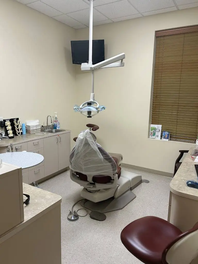 Himi Saxena, DDS, PA