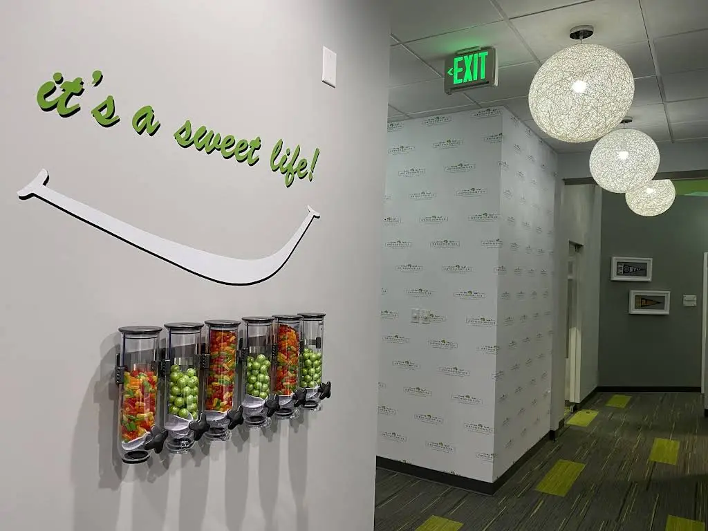 Three Leaf Orthodontics