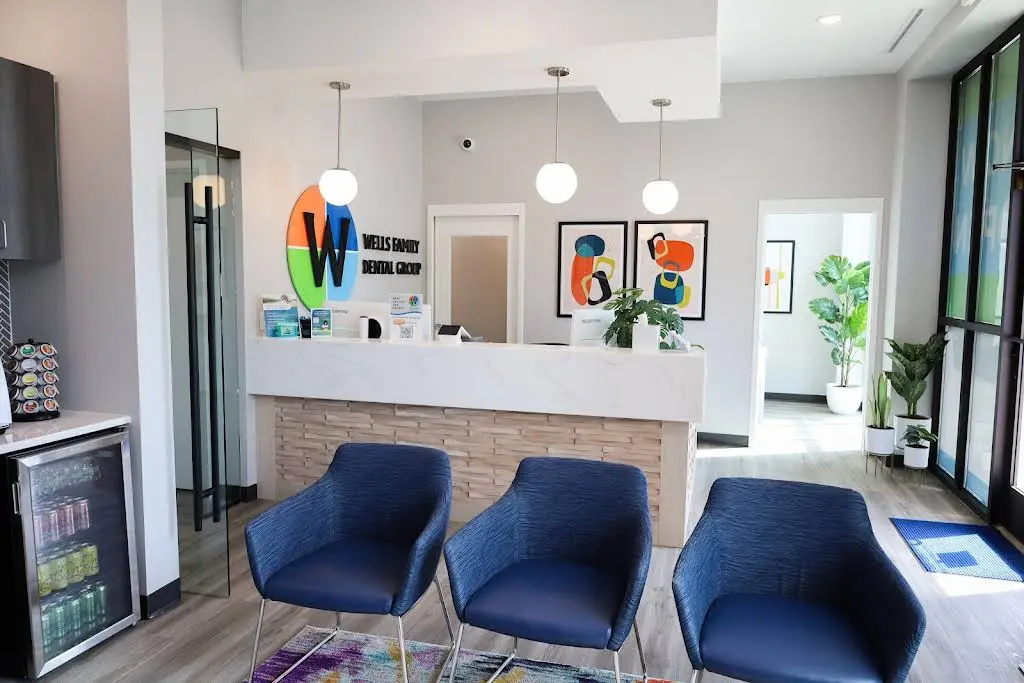 Wells Family Dental Group - Gateway Commons