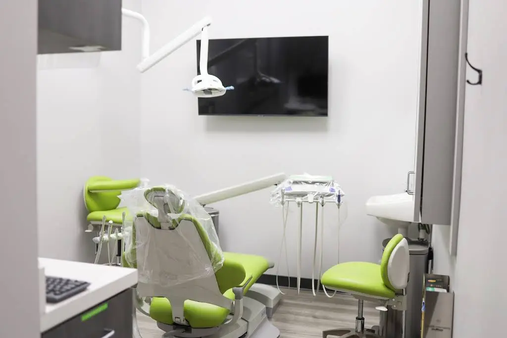 Wells Family Dental Group - Gateway Commons