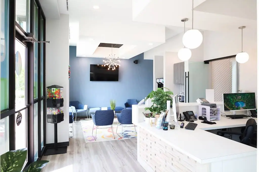 Wells Family Dental Group - Gateway Commons