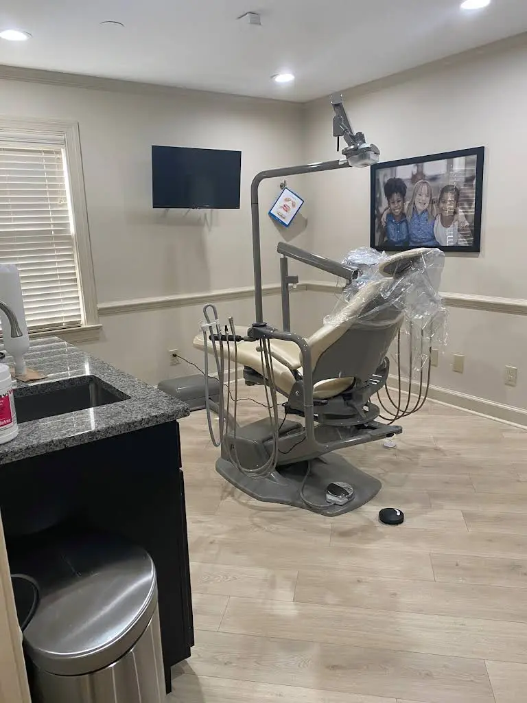 Lane & Associates Family Dentistry - Middlesex