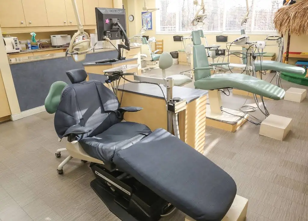 Drs. Kindrachuk and Gilchrist, Children’s Dentistry