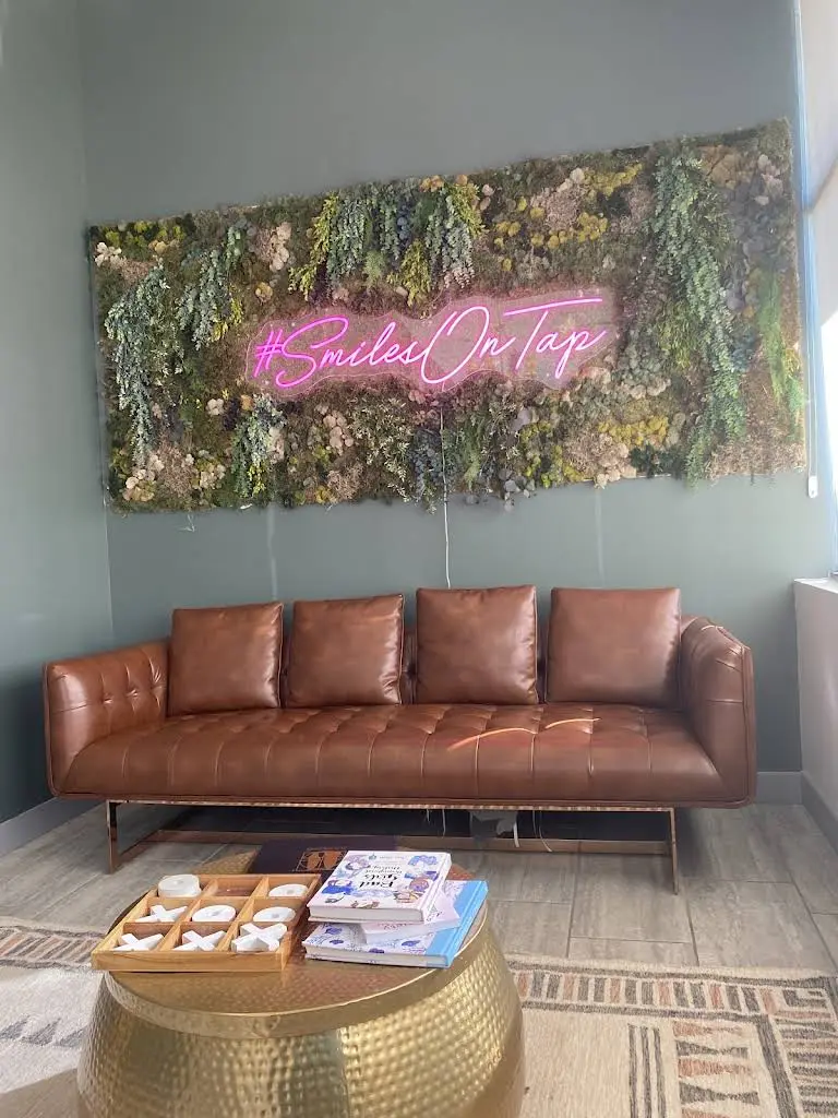 Craft Smiles: Modern Family Dentistry