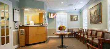 La Dentista Dr Luz Chavez DDS