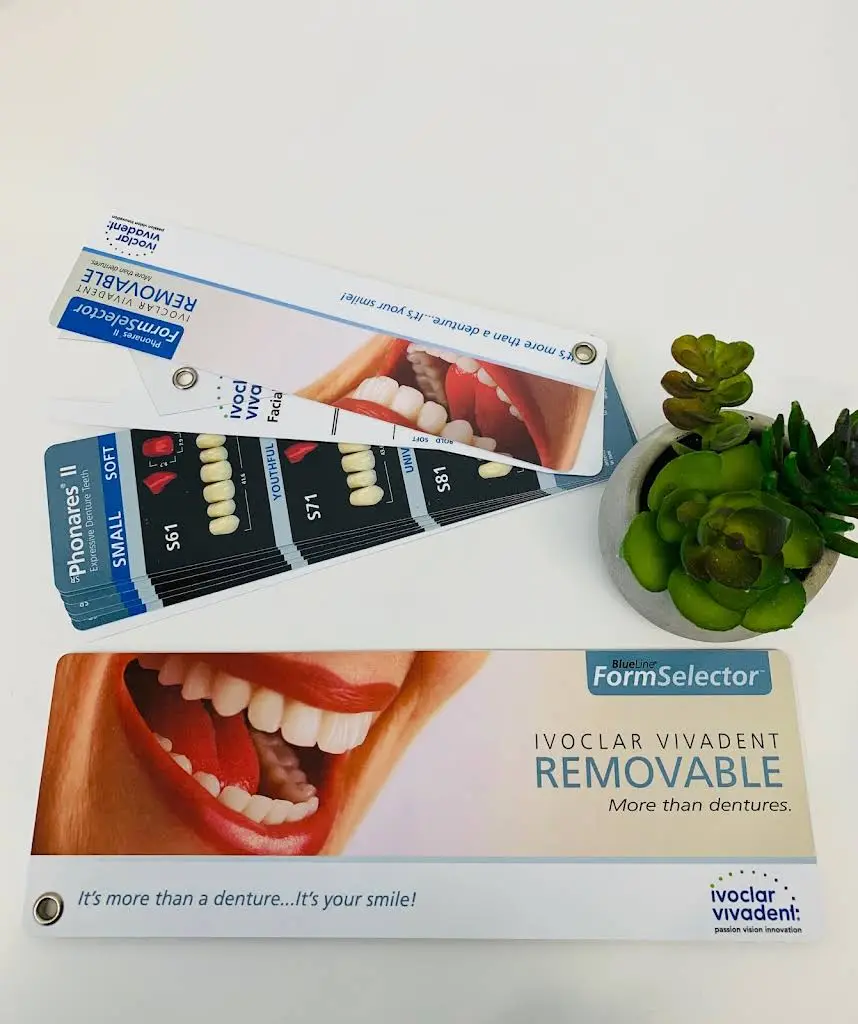 Luna Dentures and General Dentistry
