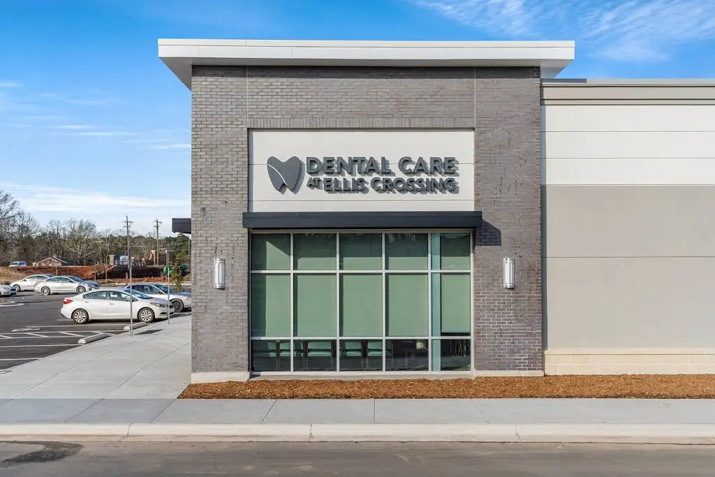Dental Care at Ellis Crossing