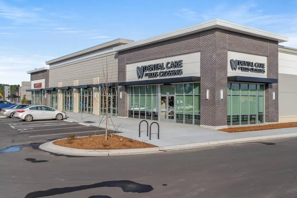 Dental Care at Ellis Crossing