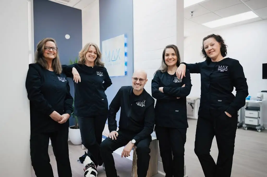 Max Dental Studio
