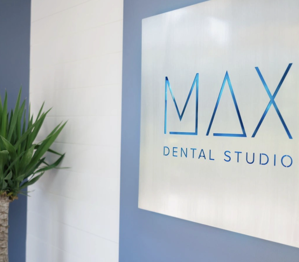 Max Dental Studio