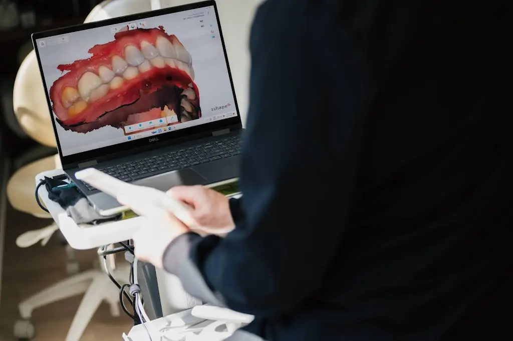 Max Dental Studio
