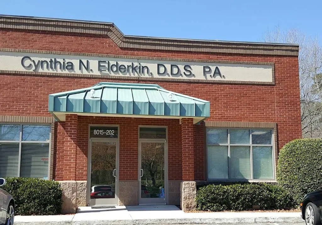 Stonehenge Family & Cosmetic Dentistry: Cynthia Elderkin, DDS