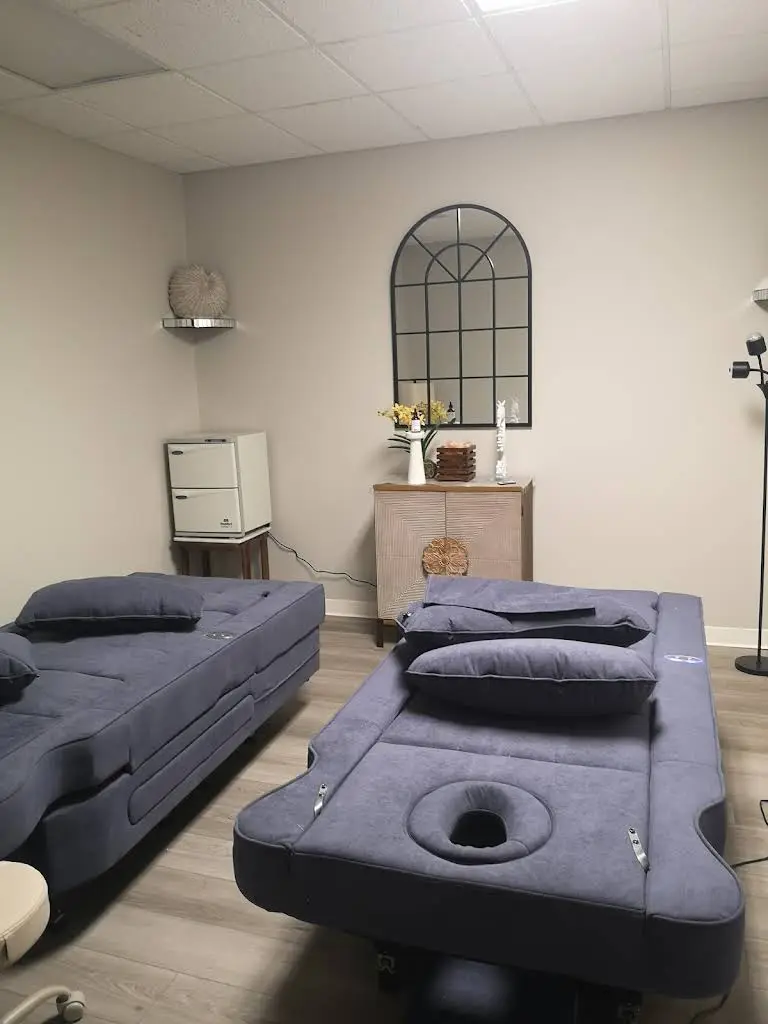 Stonehenge Family & Cosmetic Dentistry: Cynthia Elderkin, DDS