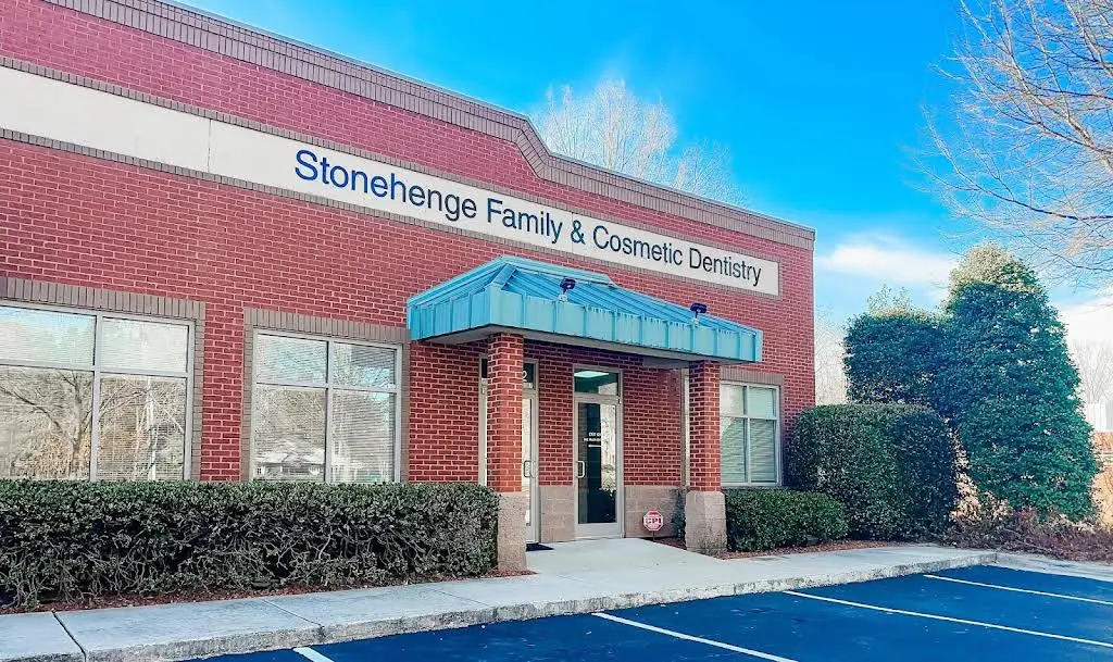 Stonehenge Family & Cosmetic Dentistry: Cynthia Elderkin, DDS