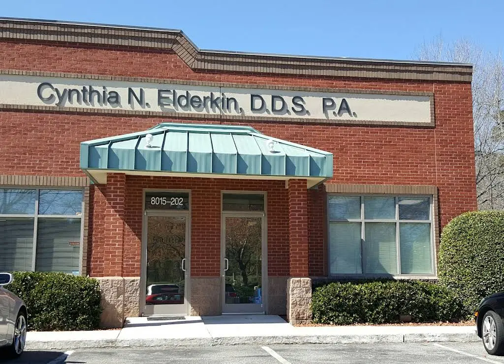 Stonehenge Family & Cosmetic Dentistry: Cynthia Elderkin, DDS