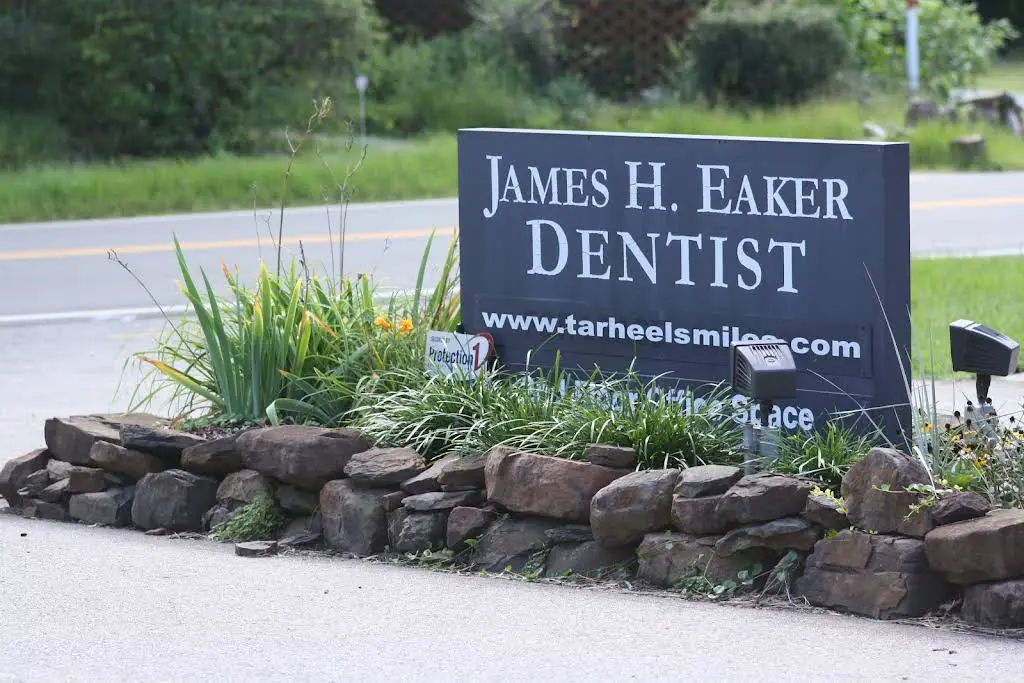 Handcrafted Dentistry
