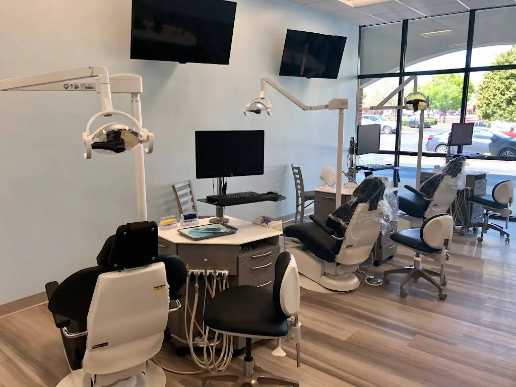 BrushAndFloss Orthodontics