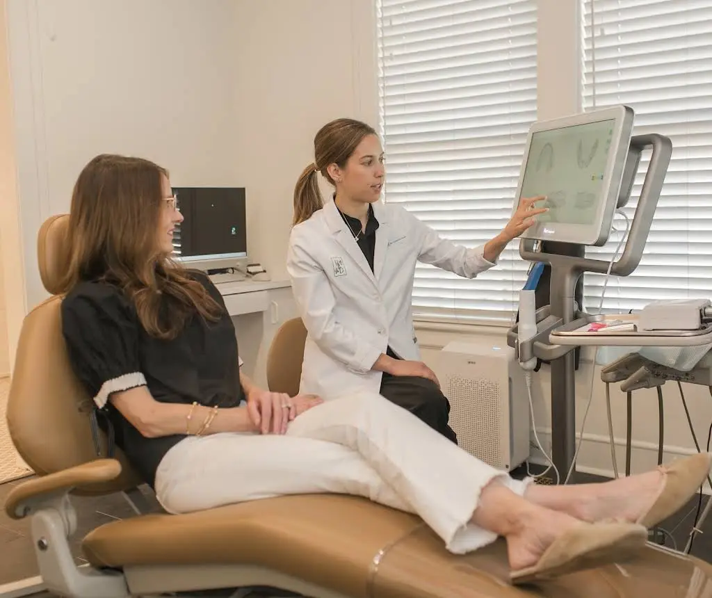 Hayes Barton Dentistry | Charlotte C. Hunt DDS, PLLC