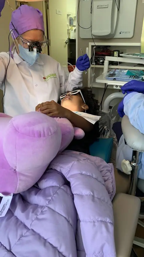 Port Warwick Dental Arts - Dr. Lisa Marie Samaha