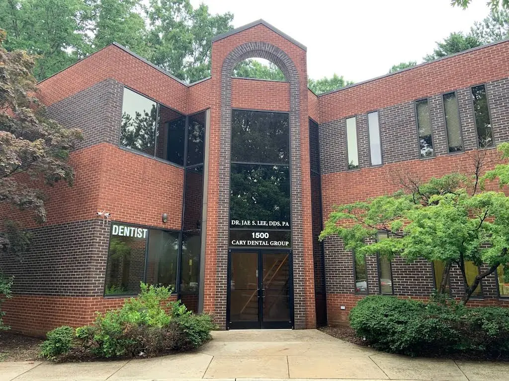 Cary Lee Family Dentistry