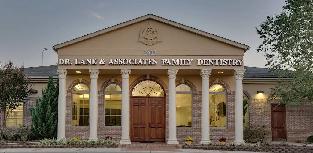 Lane & Associates Family Dentistry - Cary Green Level