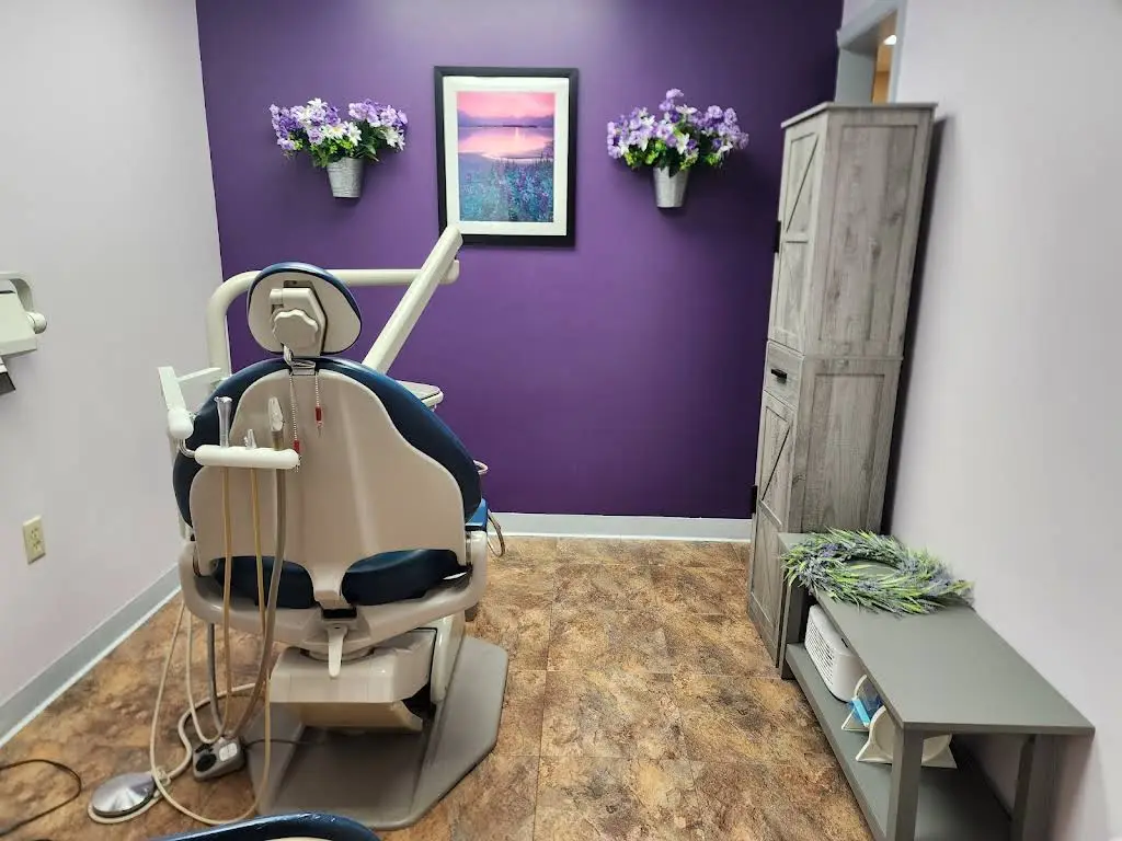 Friendly Smiles of Solomons: Ashleigh Friend, DDS